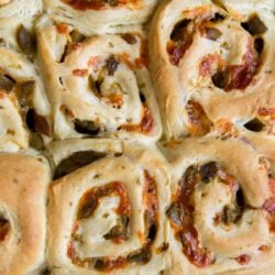 New Mexico Green Chile Cheddar Rolls