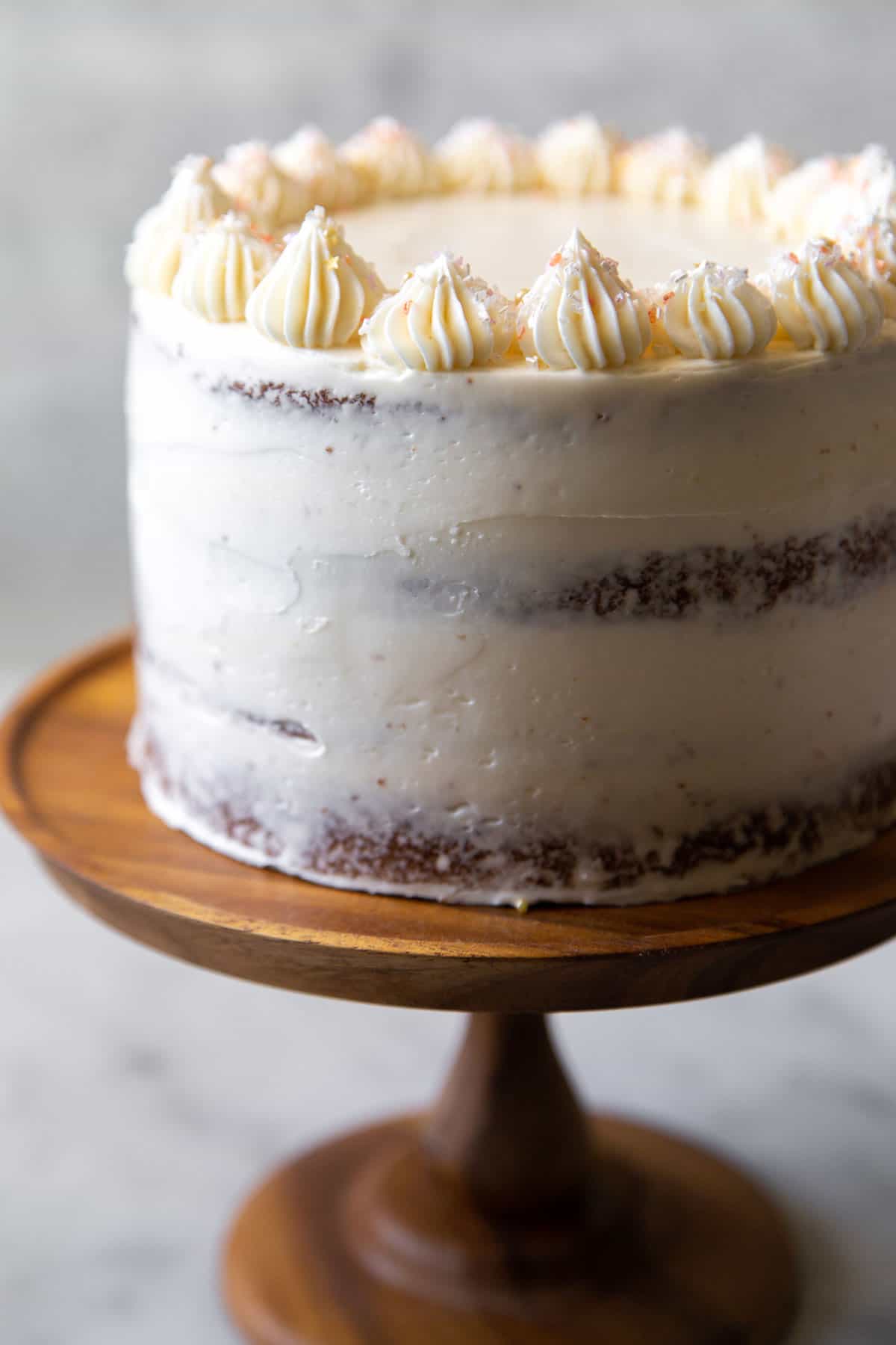 Banana cream cake with fresh bananas and vanilla pastry cream