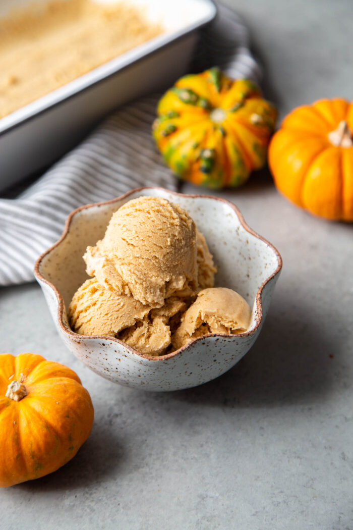 scoops of pumpkin ice cream