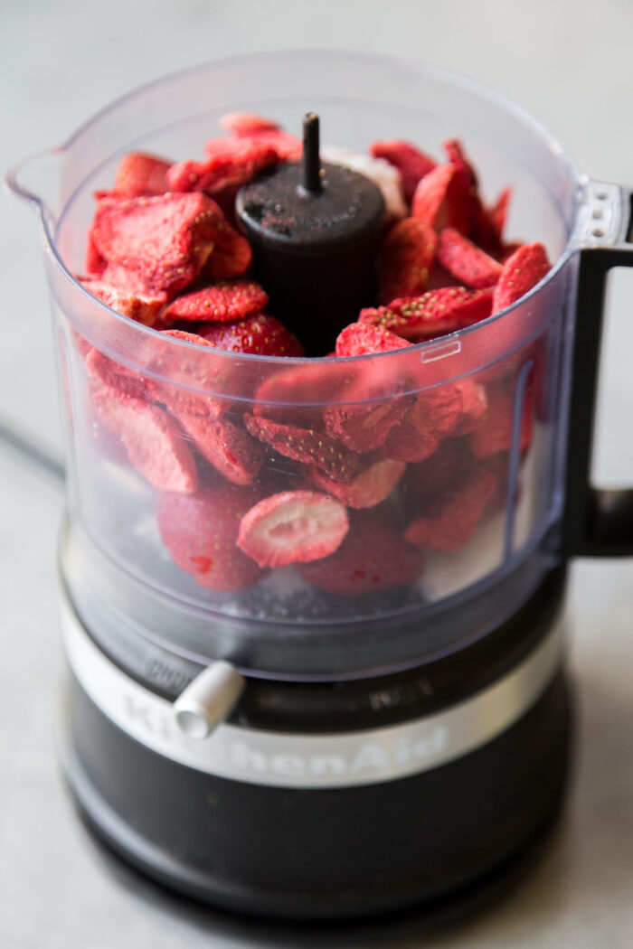 make fresh strawberry sauce in a blender or food processor. 