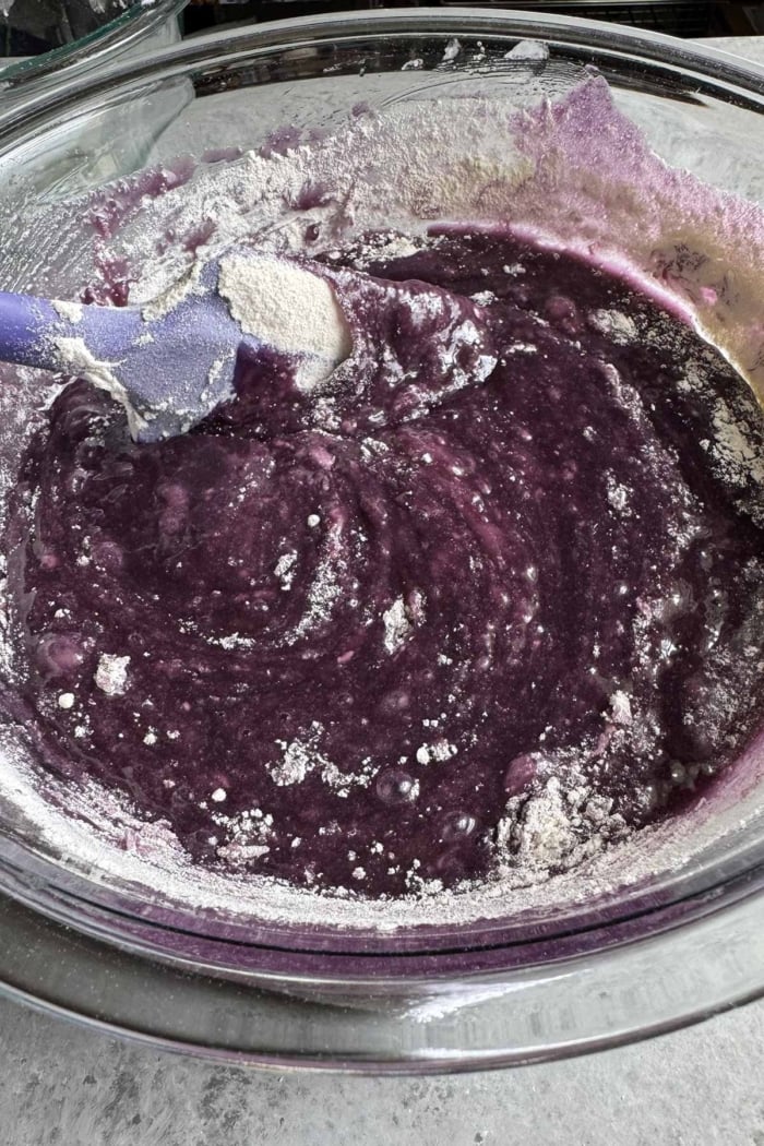 fold in flour mixture to wet ingredients.